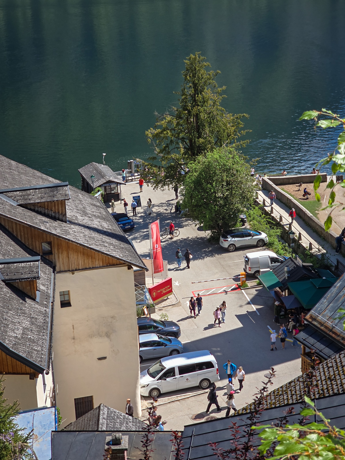 Blick auf den Hallstätter See