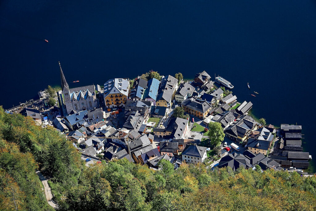 Hallstatt view from the Skywalk